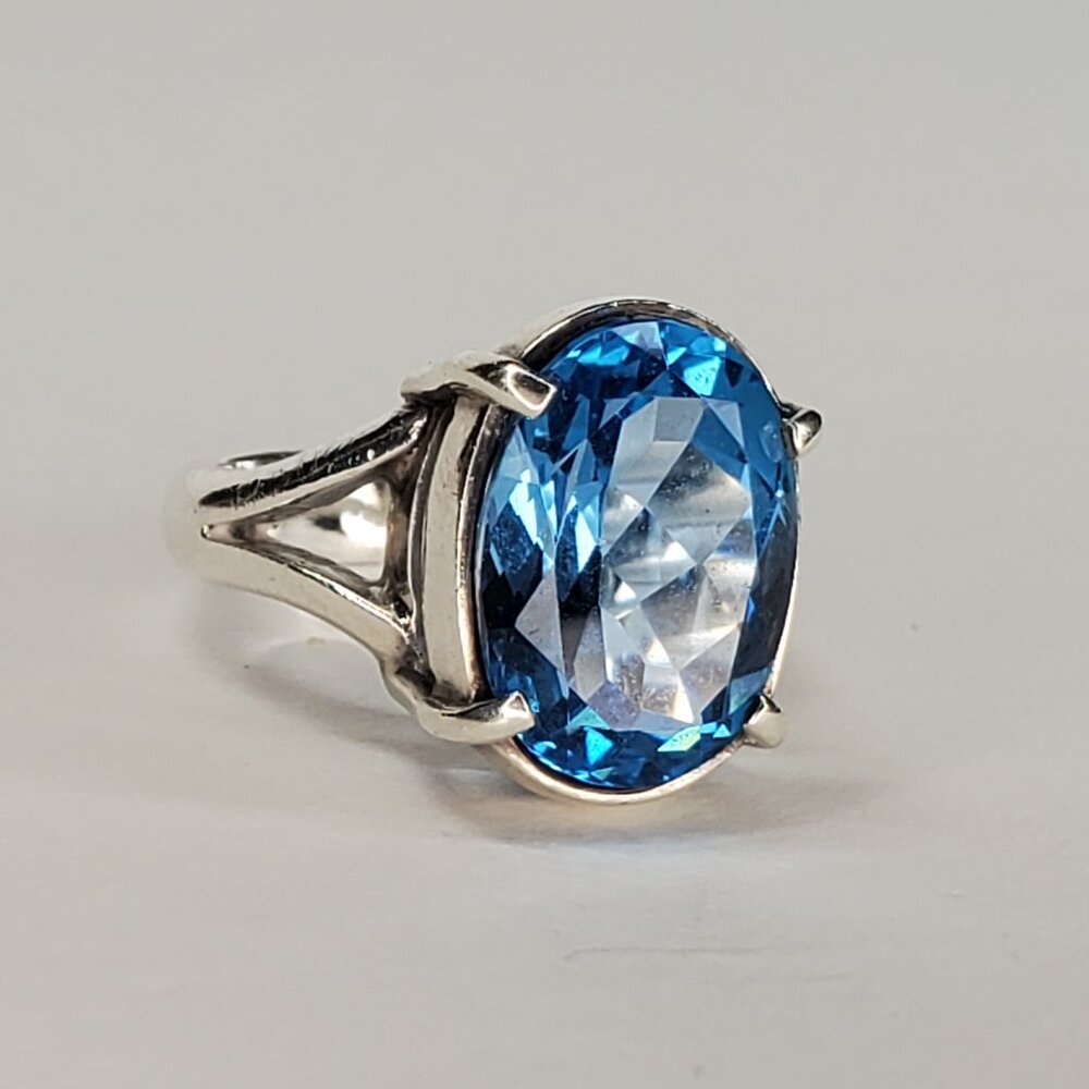 Lori Bonn Blue Topaz Sterling Silver Ring, Size 5.75/6